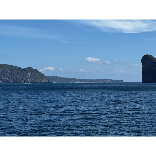 รูปถ่าย ไทย(Thailand) เรือเฟอร์รีจากภูเก็ตไปเกาะพีพี(Phuket to Ko Phi Phi Ferry) 2021-12 133