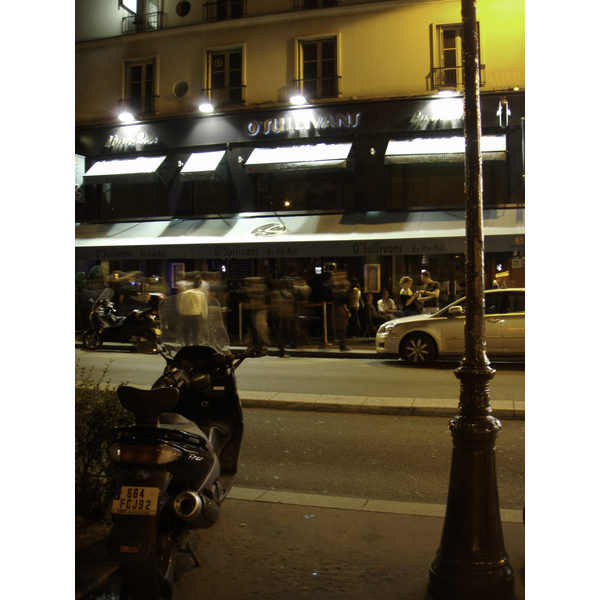 รูปถ่าย ฝรั่งเศส(France) ปารีส(Paris) ปิกาลยามค่ำคืน(Pigalle by night) 2007-07 21