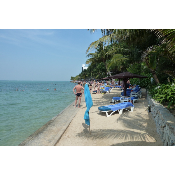 รูปถ่าย ไทย(Thailand) พัทยา(Pattaya) หาดโคซี่(Cosy Beach) 2011-01 78
