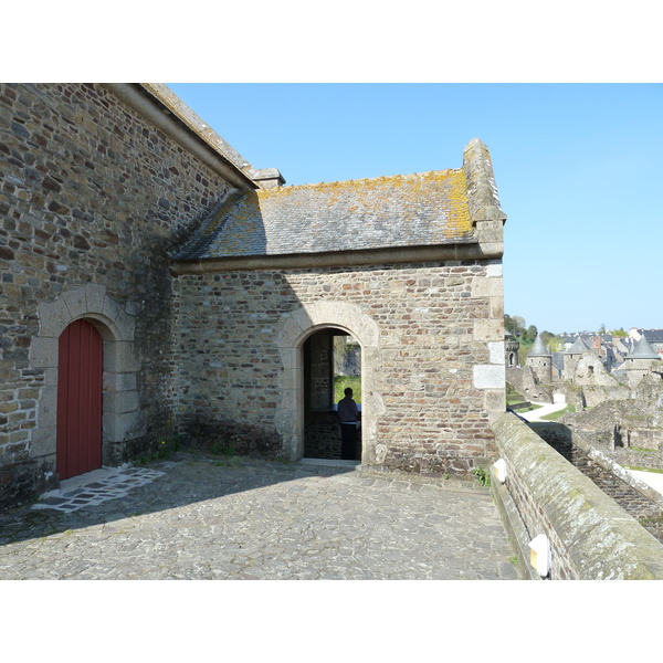 รูปถ่าย ฝรั่งเศส(France) ฟูแฌร์(Fougeres) 2010-04 64