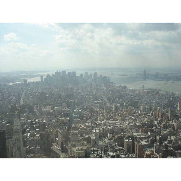รูปถ่าย สหรัฐอเมริกา(United States) นิวยอร์ก(New York) ตึกเอ็มไพร์สเตต(Empire state building) 2006-03 27