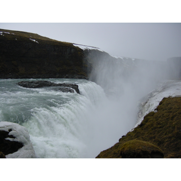 รูปถ่าย ไอซ์แลนด์(Iceland) กูลล์ฟอส(Gullfoss) 2003-03 17