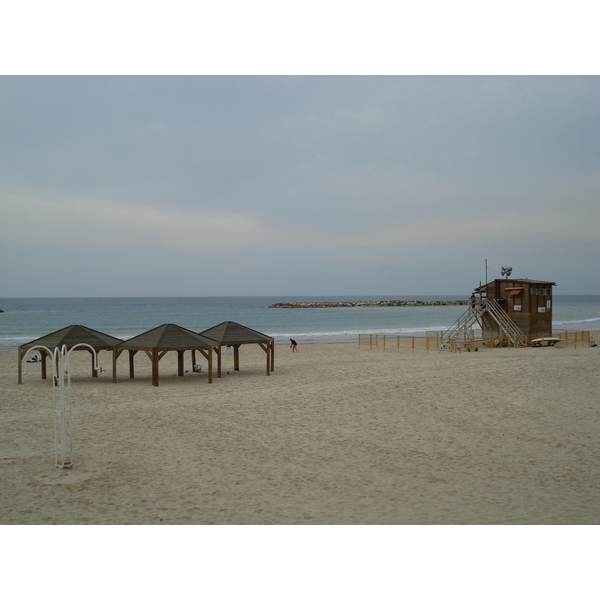 รูปถ่าย อิสราเอล(Israel) เทลอาวีฟ(Tel Aviv) ชายหาดเทลอาวีฟ(Tel Aviv Sea Shore) 2006-12 21