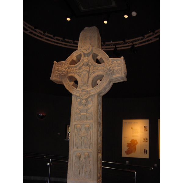 รูปถ่าย ไอร์แลนด์(Ireland) โคลนแมคนัวส์(Clonmacnoise) 2003-09 6