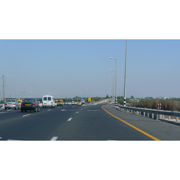 รูปถ่าย อิสราเอล(Israel) จากเทลอาวีฟไปท่าอากาศยานเบนกูเรียน(Tel Aviv to Ben Gurion Airport) 2007-06 21