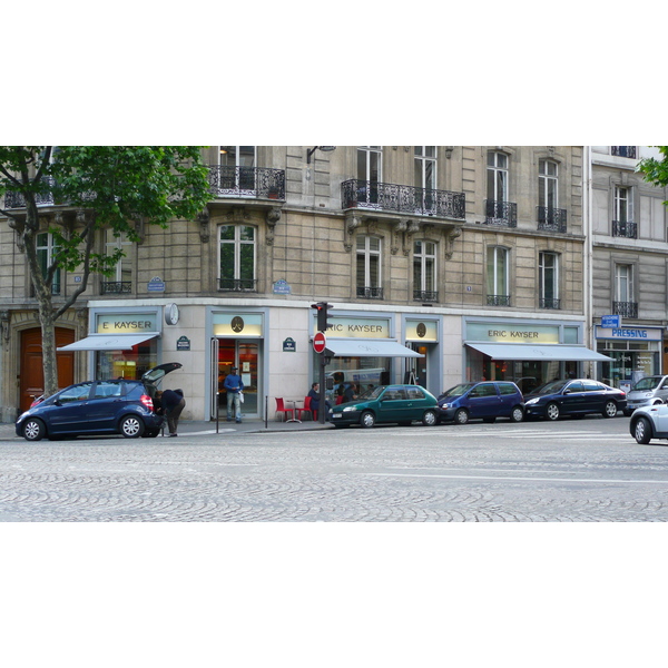 รูปถ่าย ฝรั่งเศส(France) ปารีส(Paris) บูเลอวาร์ด  มาเลแอร์บ(Boulevard Malesherbes) 2007-05 34