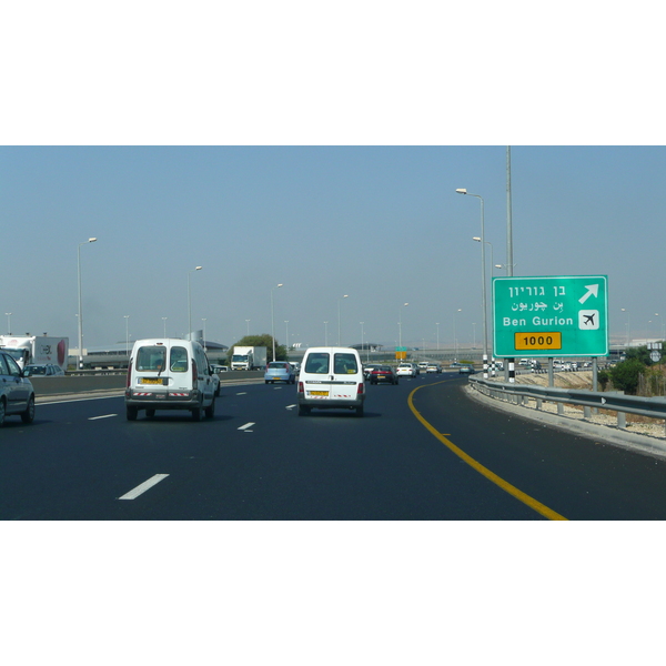 รูปถ่าย อิสราเอล(Israel) จากเทลอาวีฟไปท่าอากาศยานเบนกูเรียน(Tel Aviv to Ben Gurion Airport) 2007-06 37