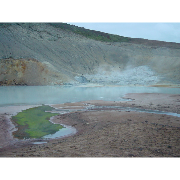 รูปถ่าย ไอซ์แลนด์(Iceland) ครีซูวิค(Krysuvik) 2003-06 1