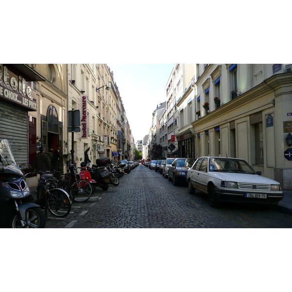 รูปถ่าย ฝรั่งเศส(France) ปารีส(Paris) คุ้มที่ 17 (17th Arrondissement) ถนนวากราม(Avenue de Wagram) 2007-05 14