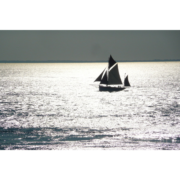 รูปถ่าย ฝรั่งเศส(France) ท่าเรือนาวาโล(Port Navalo) 2007-09 26
