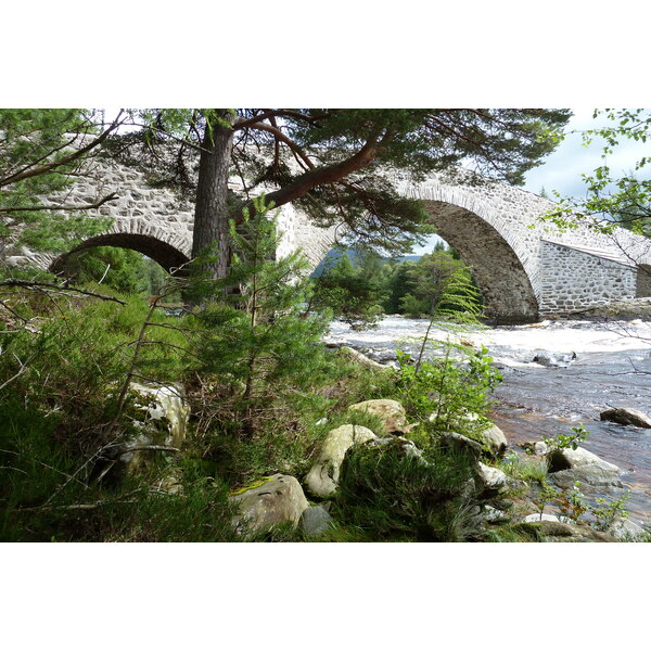 รูปถ่าย อังกฤษ(United Kingdom) สกอตแลนด์(Scotland) อุทยานแห่งชาติแคร์นกอร์มส์(Cairngorms National Park) สะพานอินเวอร์คอลด์(Invercauld Bridge) 2011-07 10