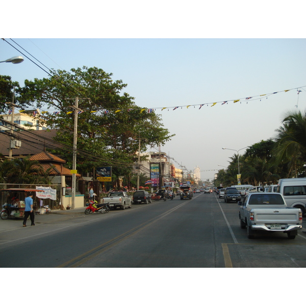 รูปถ่าย ไทย(Thailand) จอมเทียน(Jomtien) จอมเทียนสายหนึ่ง(Jomtien Sainueng) 2008-01 52