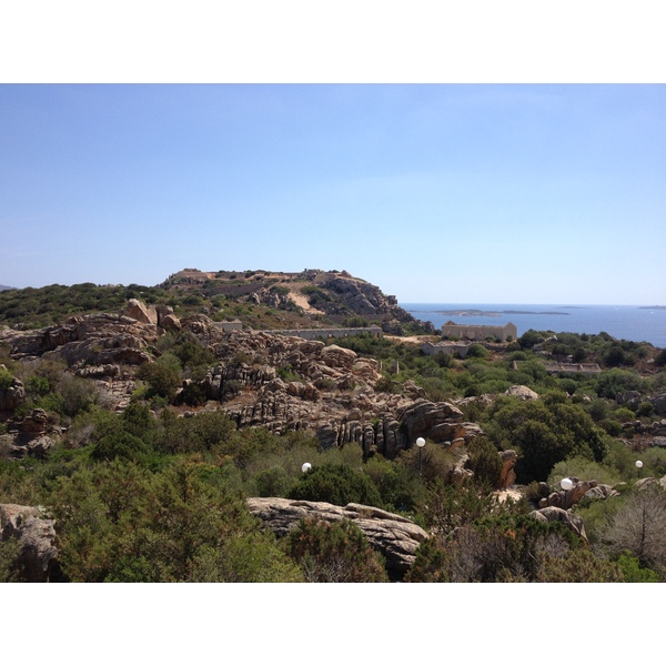 รูปถ่าย อิตาลี(Italy) ซาร์ดิเนีย(Sardinia) หินรูปหมี (รอกชาเดลลอร์โซ)(Roccia dell'Orso) 2015-06 14