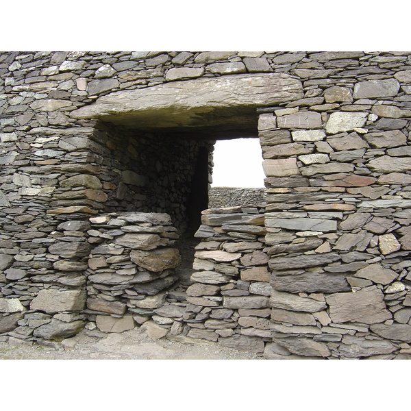 รูปถ่าย ไอร์แลนด์(Ireland) เคอร์รี่(Kerry) ป้อมคาเฮอร์กัล(Cahergal fort) 2004-05 13