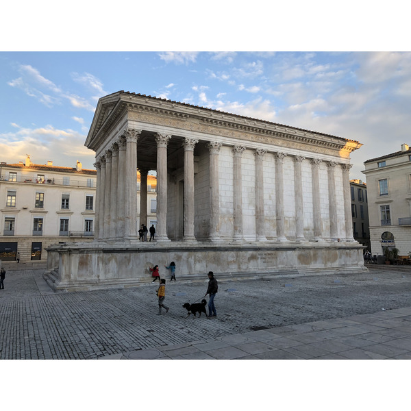 รูปถ่าย ฝรั่งเศส(France) นีเมอ(Nimes) 2018-02 29