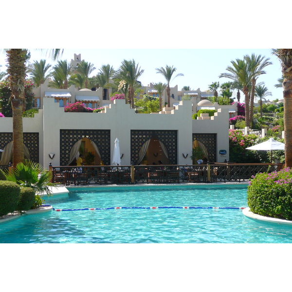 รูปถ่าย อียิปต์(Egypt) ชาร์มเอลชีค(Sharm el Sheikh) โรงแรมโฟร์ซีซันส์(Four Seasons Hotel) สระว่ายน้ำอัลวาฮา โฟร์ซีซันส์(Four Seasons Al Waha Pool) 2008-06 32