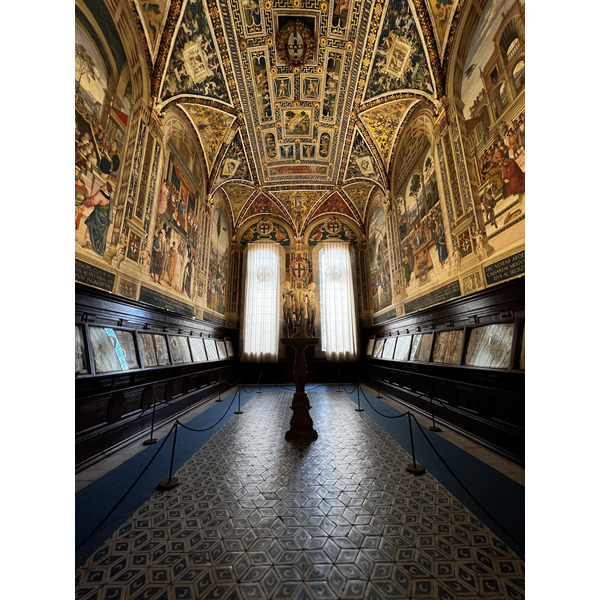 รูปถ่าย อิตาลี(Italy) ซีเอน่า(Siena) 2022-05 23