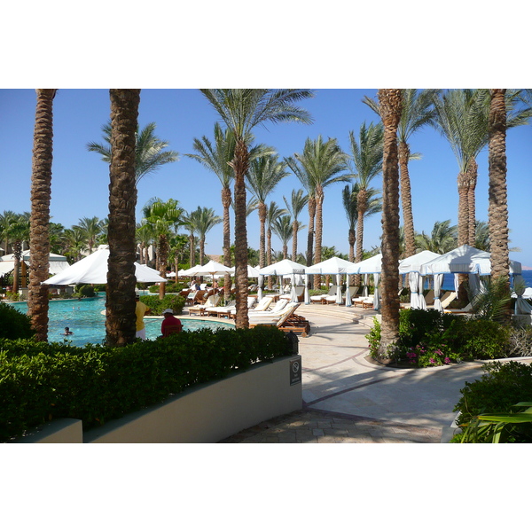 รูปถ่าย อียิปต์(Egypt) ชาร์มเอลชีค(Sharm el Sheikh) โรงแรมโฟร์ซีซันส์(Four Seasons Hotel) สระว่ายน้ำอัลวาฮา โฟร์ซีซันส์(Four Seasons Al Waha Pool) 2008-06 20