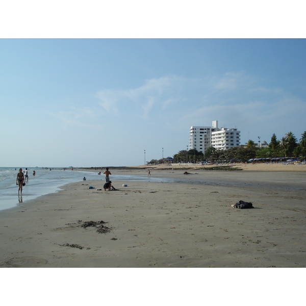 รูปถ่าย ไทย(Thailand) พัทยา(Pattaya) โกลเดนฮอร์น(Golden Horn) 2007-02 19