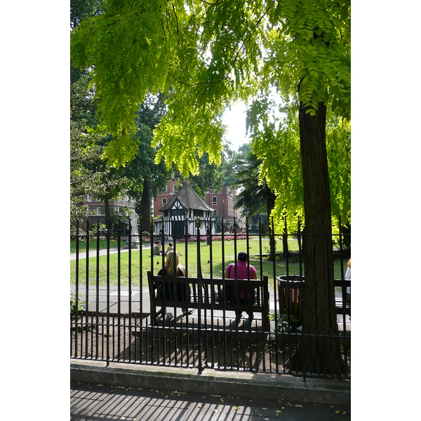รูปถ่าย อังกฤษ(United Kingdom) ลอนดอน(London) จัตุรัสโซโห(Soho Square) 2007-09 49