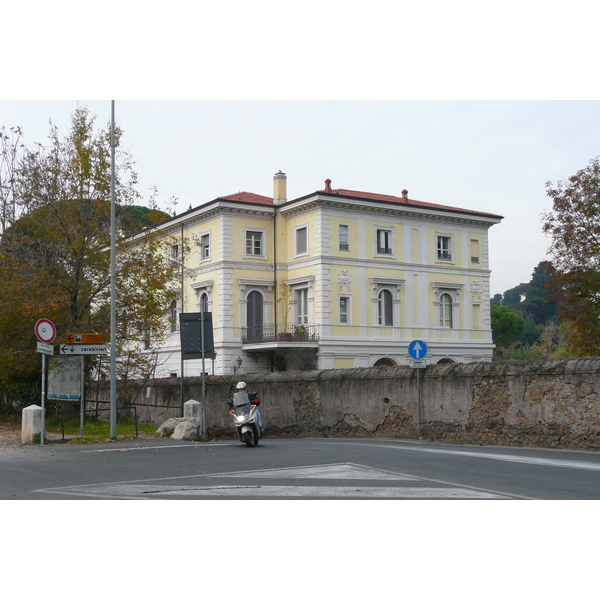 รูปถ่าย อิตาลี(Italy) โรม(Rome) ซานปันกราซีโอ(San Pancrazio) 2007-11 0