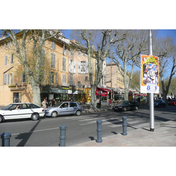 รูปถ่าย ฝรั่งเศส(France) แอ็กซ์-อ็อง-โพรว็องส์(Aix en Provence) จัตุรัสนายพลเดอโกล(Place du General de Gaulle) 2008-04 17