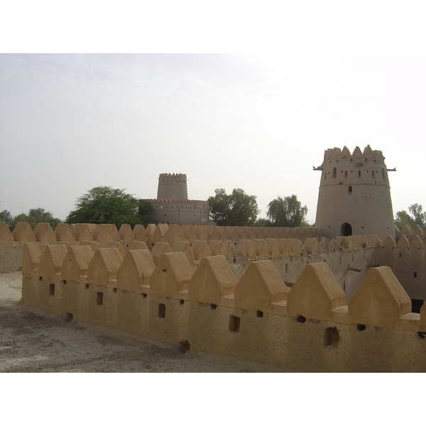 รูปถ่าย สหรัฐอาหรับเอมิเรตส์(United Arab Emirates) อาเลอิน(Al Ain) ป้อมจาลี(Jahli Fort) 2005-03 20