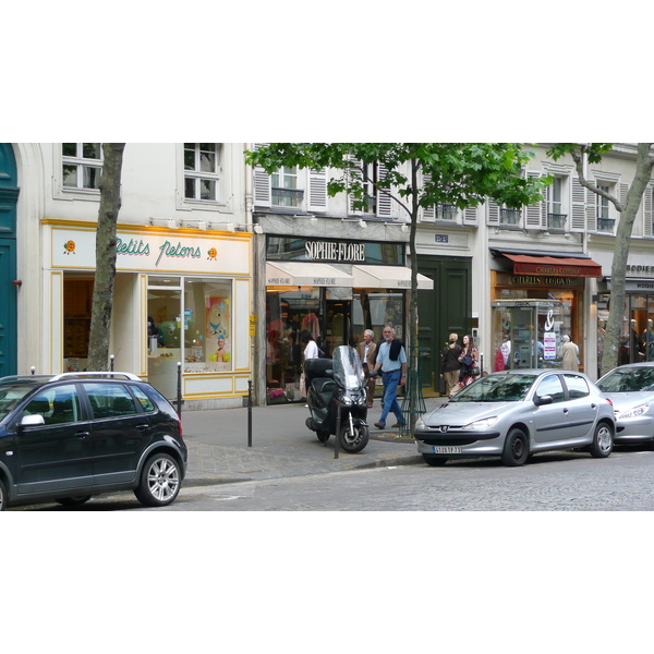 รูปถ่าย ฝรั่งเศส(France) ปารีส(Paris) คุ้มที่ 8(8th Arrondissement) ถนนทรงเช(Rue Tronchet) 2007-05 7