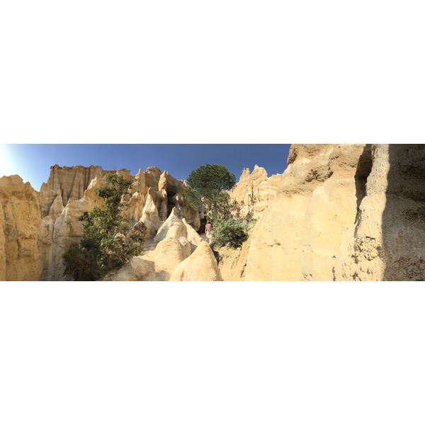 รูปถ่าย ฝรั่งเศส(France) เสาหินออร์กดีล-ซูร์-แต็ต(Orgues d'Ille Sur Tet) 2018-04 28