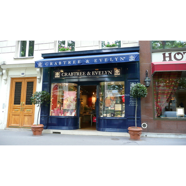 รูปถ่าย ฝรั่งเศส(France) ปารีส(Paris) คุ้มที่ 8(8th Arrondissement) ถนนทรงเช(Rue Tronchet) 2007-05 10