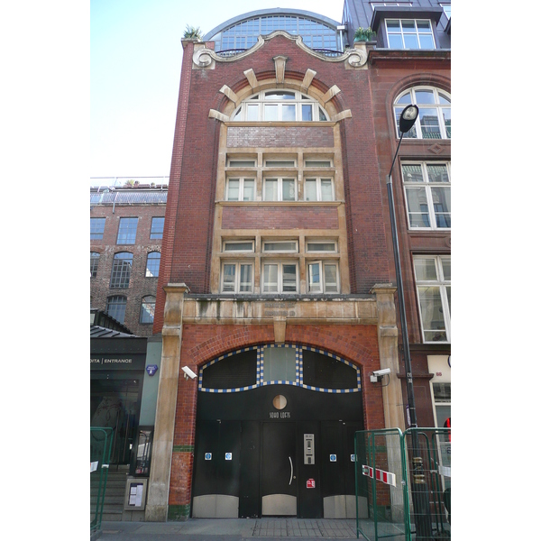 รูปถ่าย อังกฤษ(United Kingdom) ลอนดอน(London) ถนนวอร์ดอร์(Wardour Street) 2007-09 25