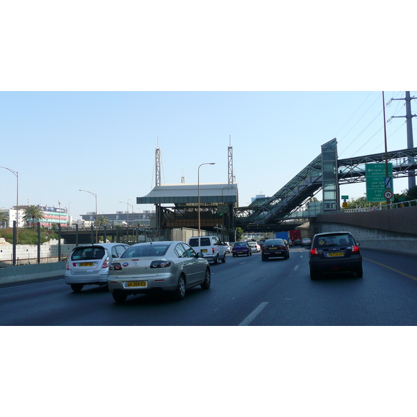 รูปถ่าย อิสราเอล(Israel) จากเทลอาวีฟไปท่าอากาศยานเบนกูเรียน(Tel Aviv to Ben Gurion Airport) 2007-06 14