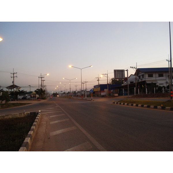 รูปถ่าย ไทย(Thailand) พิษณุโลก(Phitsanulok) ถนนเอกาทศรถ(Ekatossarot Road) 2008-01 3