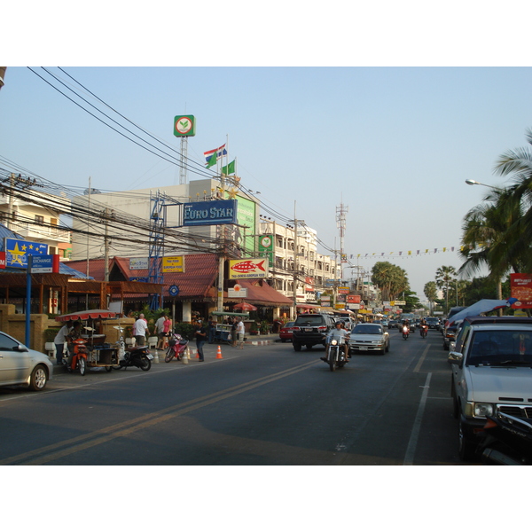 รูปถ่าย ไทย(Thailand) จอมเทียน(Jomtien) จอมเทียนสายหนึ่ง(Jomtien Sainueng) 2008-01 33