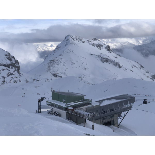 รูปถ่าย สวิสเซอร์แลนด์(Switzerland) ครองส์-มงตานา(Crans Montana) 2020-12 628