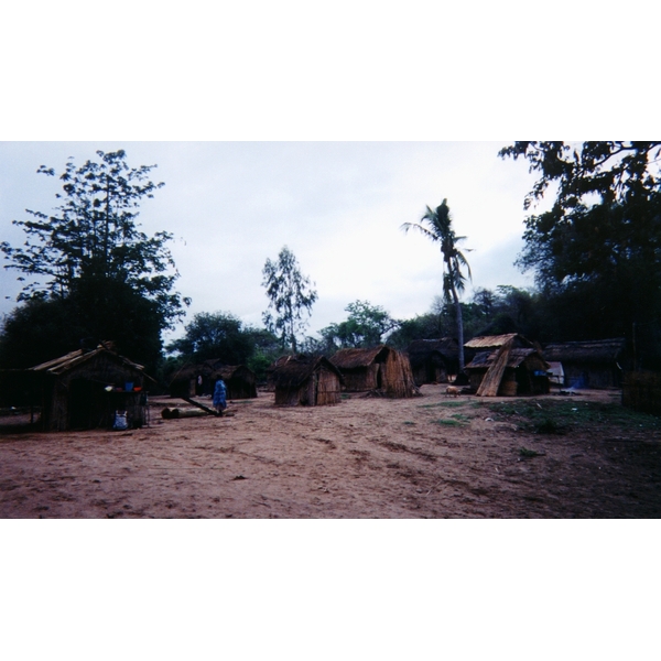 รูปถ่าย มาดากัสการ์(Madagascar) ทีซินกี(Tsingy) 1999-10 14