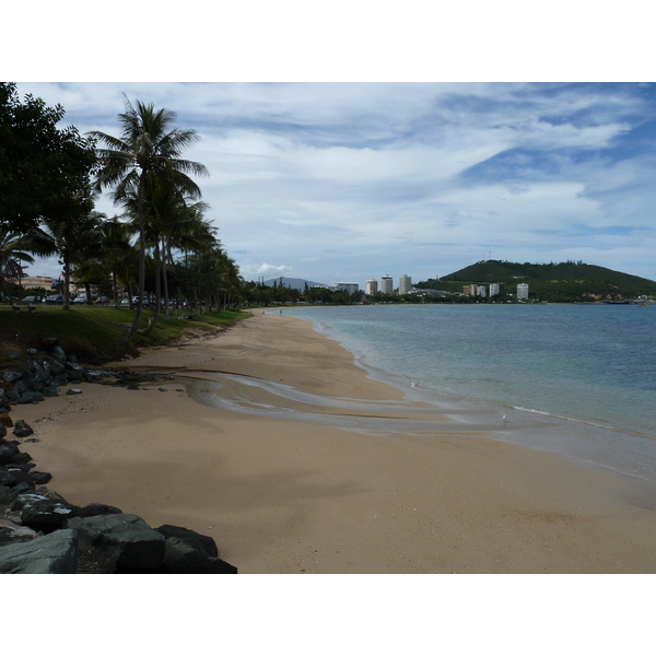 รูปถ่าย นิวแคลิโดเนีย(New Caledonia) นูเมอา(Noumea) อ่าวอ็องส์วาตา(Anse Vata) 2010-05 2