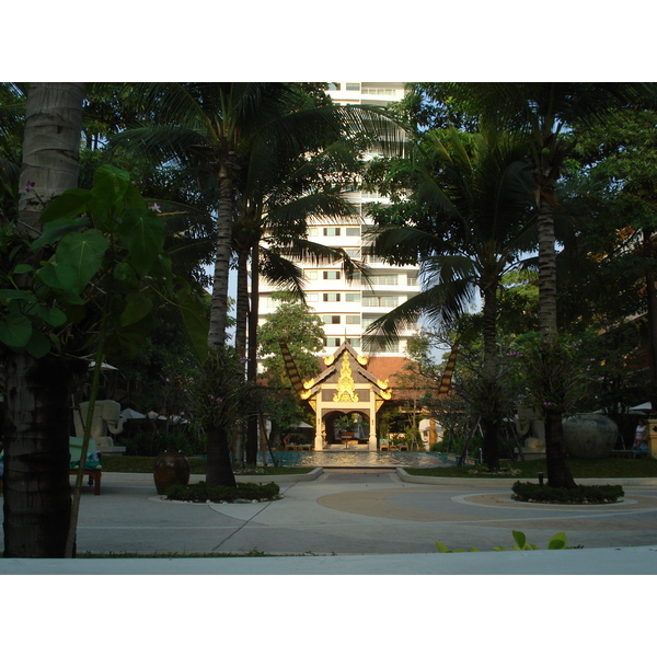 รูปถ่าย ไทย(Thailand) พัทยา(Pattaya) หาดดงตาล(Dongtan beach) 2008-01 42