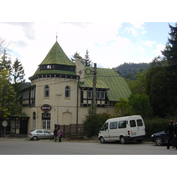 รูปถ่าย โรมาเนีย(Romania) สินายา(Sinaia) 2003-10 76