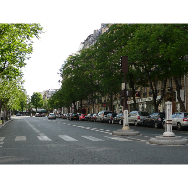 รูปถ่าย ฝรั่งเศส(France) ปารีส(Paris) คุ้มที่ 17 (17th Arrondissement) ถนนวากราม(Avenue de Wagram) 2007-05 57