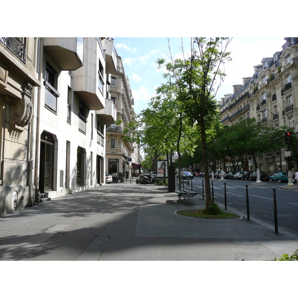 รูปถ่าย ฝรั่งเศส(France) ปารีส(Paris) คุ้มที่ 17 (17th Arrondissement) ถนนวากราม(Avenue de Wagram) 2007-05 24