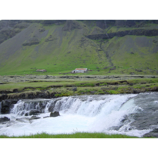 รูปถ่าย ไอซ์แลนด์(Iceland) ถนนหมายเลข 1 จากโยกุลซาร์เลานไปวีก(Road 1 Jokulsarlon to vik) 2003-06 43