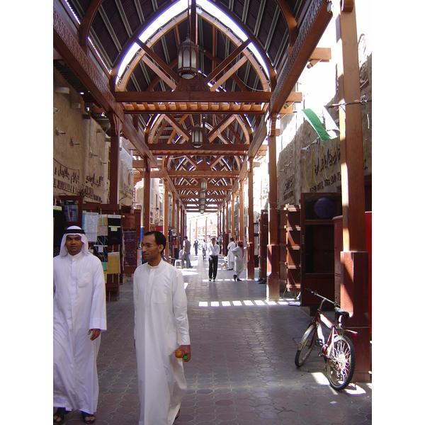 รูปถ่าย สหรัฐอาหรับเอมิเรตส์(United Arab Emirates) ดูไบ(Dubai) 2005-03 105
