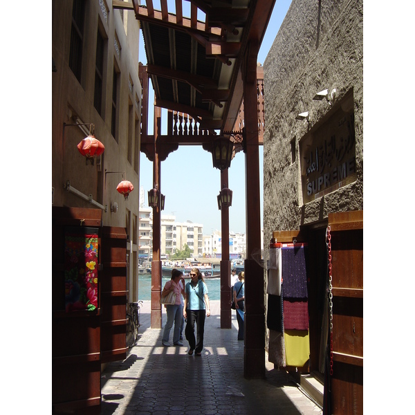 รูปถ่าย สหรัฐอาหรับเอมิเรตส์(United Arab Emirates) ดูไบ(Dubai) 2005-03 115