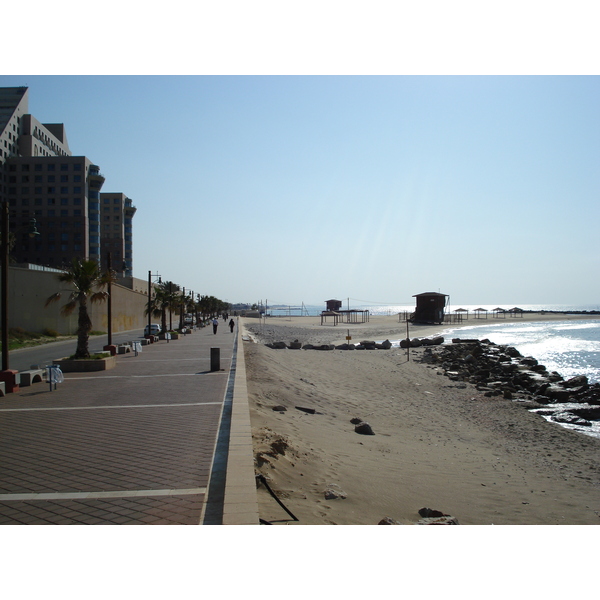 รูปถ่าย อิสราเอล(Israel) ไฮฟา(Haifa) หาดคาร์เมล(Carmel Beach) 2006-12 25