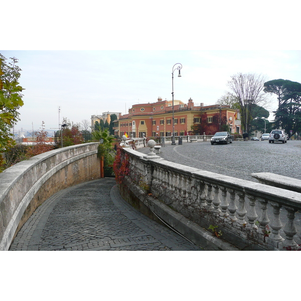 รูปถ่าย อิตาลี(Italy) โรม(Rome) ถนนการีบัลดี(Via Garibaldi) 2007-11 46