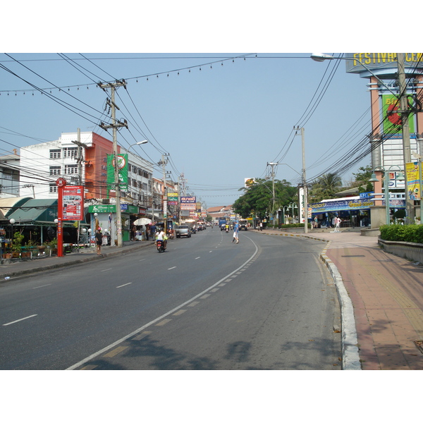 รูปถ่าย ไทย(Thailand) พัทยา(Pattaya) พัทยาสายสอง(Pattaya Saisong) 2008-01 36