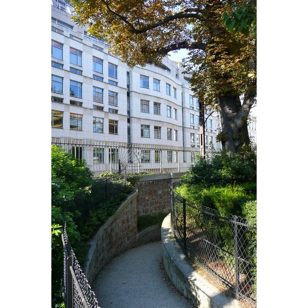 รูปถ่าย ฝรั่งเศส(France) ปารีส(Paris) ถนนฟรีดลันด์(Avenue de Friedland) 2007-09 109
