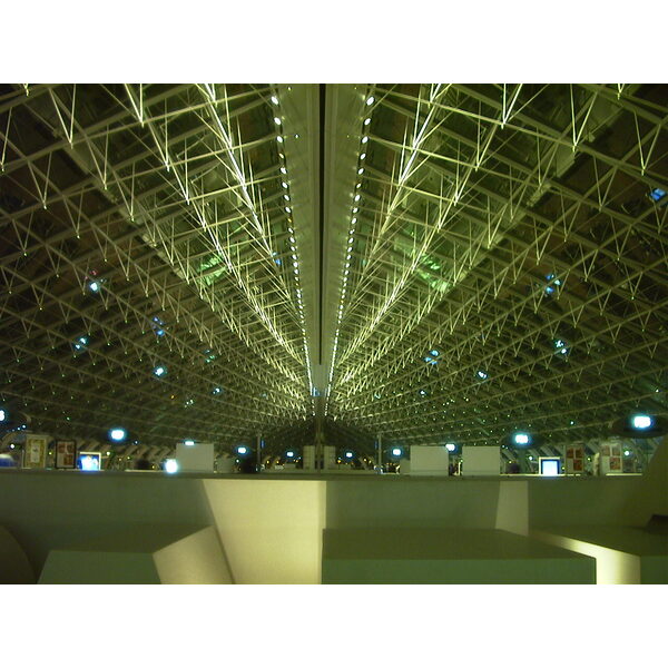รูปถ่าย ฝรั่งเศส(France) ท่าอากาศยานปารีส-ชาร์ล-เดอ-โกล(Paris Charles de Gaulle Airport) 2000-11 5
