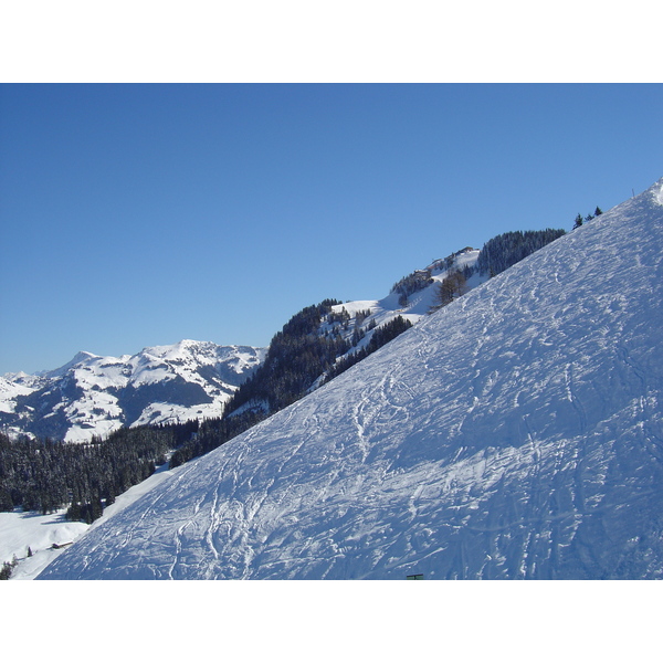 รูปถ่าย ออสเตรีย(Austria) คิทซ์บูเฮล(Kitzbuhel) สกี(Ski) 2005-03 46